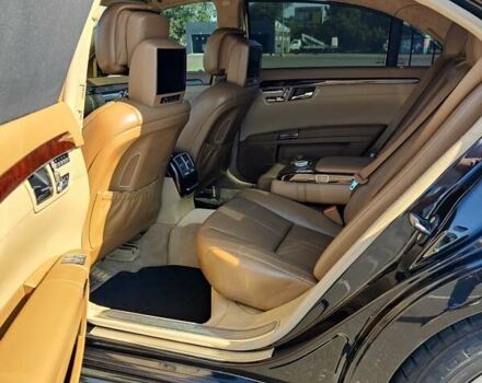 Черный Мерседес С Класс, объемом двигателя 5.5 л и пробегом 252 тыс. км за 11700 $, фото 33 на Automoto.ua