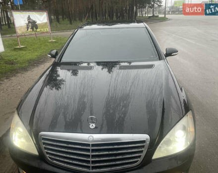 Черный Мерседес С Класс, объемом двигателя 3.5 л и пробегом 246 тыс. км за 11500 $, фото 4 на Automoto.ua