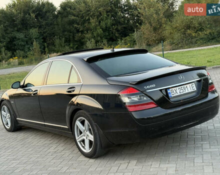 Черный Мерседес С Класс, объемом двигателя 3.5 л и пробегом 390 тыс. км за 11500 $, фото 6 на Automoto.ua