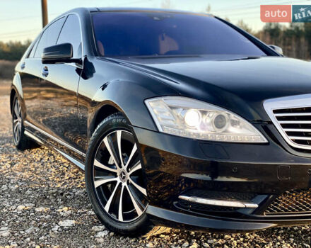 Черный Мерседес С Класс, объемом двигателя 5.51 л и пробегом 215 тыс. км за 12499 $, фото 19 на Automoto.ua