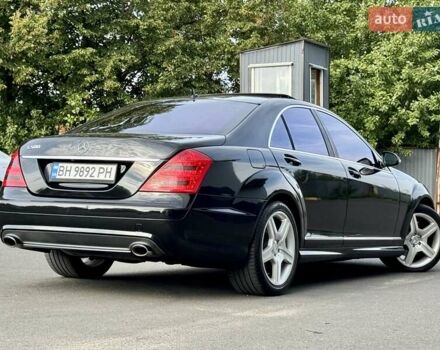 Чорний Мерседес С Клас, об'ємом двигуна 5.46 л та пробігом 241 тис. км за 9999 $, фото 21 на Automoto.ua