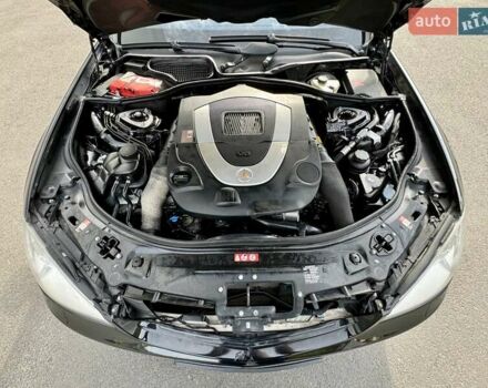 Чорний Мерседес С Клас, об'ємом двигуна 5.46 л та пробігом 241 тис. км за 9999 $, фото 46 на Automoto.ua