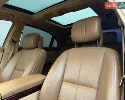 Чорний Мерседес С Клас, об'ємом двигуна 5.51 л та пробігом 193 тис. км за 12700 $, фото 30 на Automoto.ua