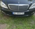 Черный Мерседес С Класс, объемом двигателя 3.5 л и пробегом 370 тыс. км за 9600 $, фото 1 на Automoto.ua