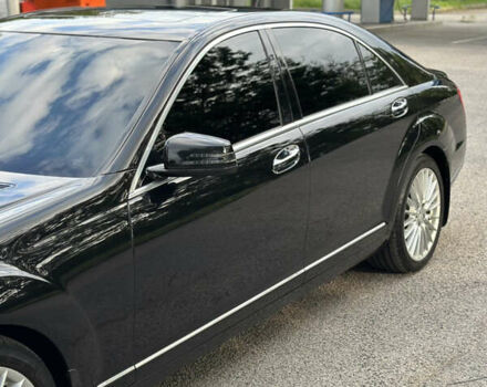 Черный Мерседес С Класс, объемом двигателя 3.5 л и пробегом 265 тыс. км за 11900 $, фото 3 на Automoto.ua