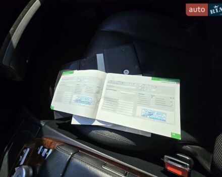 Черный Мерседес С Класс, объемом двигателя 5.5 л и пробегом 303 тыс. км за 10900 $, фото 92 на Automoto.ua