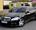 Черный Мерседес С Класс, объемом двигателя 5.5 л и пробегом 330 тыс. км за 9500 $, фото 1 на Automoto.ua