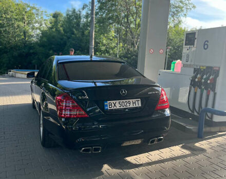 Черный Мерседес С Класс, объемом двигателя 3.5 л и пробегом 220 тыс. км за 10000 $, фото 2 на Automoto.ua