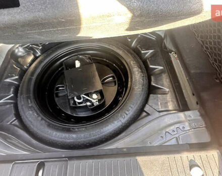 Черный Мерседес С Класс, объемом двигателя 3.5 л и пробегом 196 тыс. км за 9200 $, фото 19 на Automoto.ua