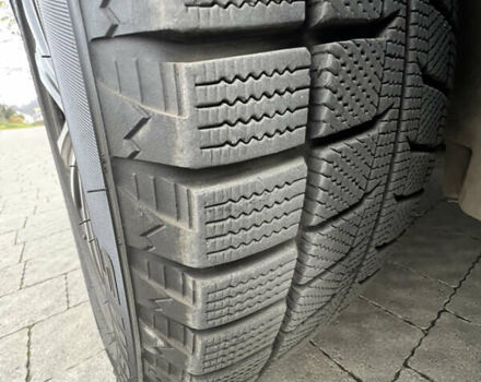 Черный Мерседес С Класс, объемом двигателя 5.51 л и пробегом 189 тыс. км за 12000 $, фото 13 на Automoto.ua