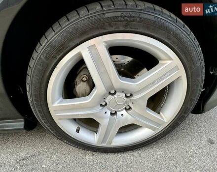 Чорний Мерседес С Клас, об'ємом двигуна 5.46 л та пробігом 241 тис. км за 9999 $, фото 31 на Automoto.ua