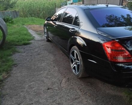 Черный Мерседес С Класс, объемом двигателя 0 л и пробегом 350 тыс. км за 10999 $, фото 4 на Automoto.ua