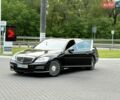 Черный Мерседес С Класс, объемом двигателя 5.5 л и пробегом 420 тыс. км за 21500 $, фото 1 на Automoto.ua