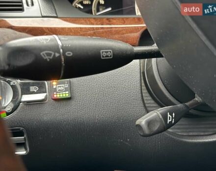 Черный Мерседес С Класс, объемом двигателя 5.4 л и пробегом 425 тыс. км за 11500 $, фото 26 на Automoto.ua