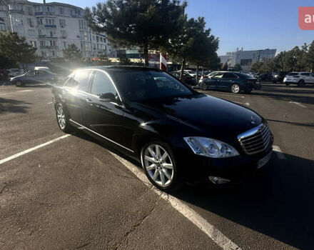 Черный Мерседес С Класс, объемом двигателя 3.5 л и пробегом 196 тыс. км за 9200 $, фото 5 на Automoto.ua