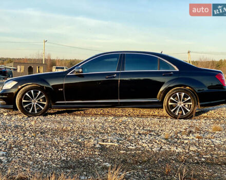 Черный Мерседес С Класс, объемом двигателя 5.51 л и пробегом 215 тыс. км за 12499 $, фото 35 на Automoto.ua