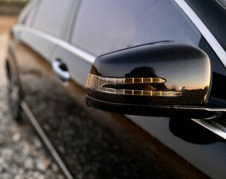 Черный Мерседес С Класс, объемом двигателя 5.51 л и пробегом 215 тыс. км за 12499 $, фото 92 на Automoto.ua