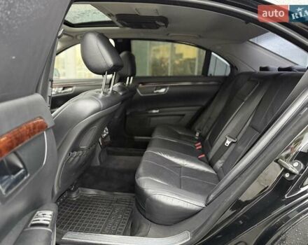 Черный Мерседес С Класс, объемом двигателя 5.4 л и пробегом 425 тыс. км за 11500 $, фото 17 на Automoto.ua