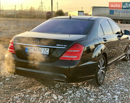 Черный Мерседес С Класс, объемом двигателя 5.51 л и пробегом 215 тыс. км за 12499 $, фото 8 на Automoto.ua