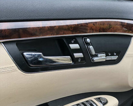 Черный Мерседес С Класс, объемом двигателя 3.5 л и пробегом 390 тыс. км за 11500 $, фото 21 на Automoto.ua