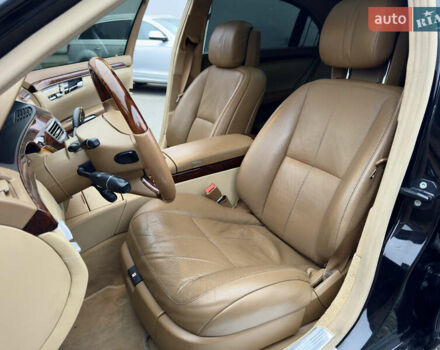 Чорний Мерседес С Клас, об'ємом двигуна 5.51 л та пробігом 193 тис. км за 12700 $, фото 32 на Automoto.ua