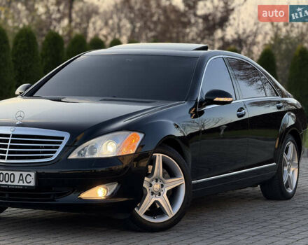 Чорний Мерседес С Клас, об'ємом двигуна 5.46 л та пробігом 224 тис. км за 11200 $, фото 2 на Automoto.ua