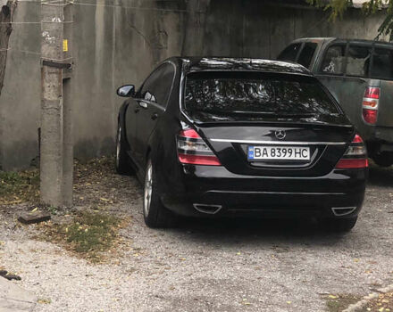 Чорний Мерседес С Клас, об'ємом двигуна 5.5 л та пробігом 391 тис. км за 12500 $, фото 11 на Automoto.ua