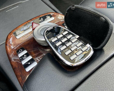 Черный Мерседес С Класс, объемом двигателя 5.46 л и пробегом 171 тыс. км за 14900 $, фото 33 на Automoto.ua