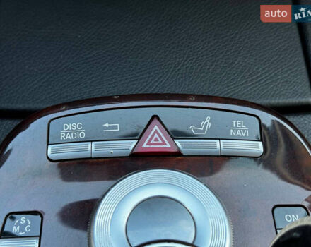 Чорний Мерседес С Клас, об'ємом двигуна 5.5 л та пробігом 391 тис. км за 12500 $, фото 5 на Automoto.ua