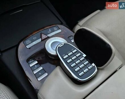 Черный Мерседес С Класс, объемом двигателя 5.5 л и пробегом 205 тыс. км за 11400 $, фото 11 на Automoto.ua