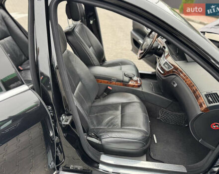 Черный Мерседес С Класс, объемом двигателя 3.5 л и пробегом 217 тыс. км за 10300 $, фото 52 на Automoto.ua