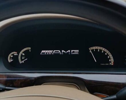 Черный Мерседес С Класс, объемом двигателя 5.46 л и пробегом 235 тыс. км за 12000 $, фото 7 на Automoto.ua