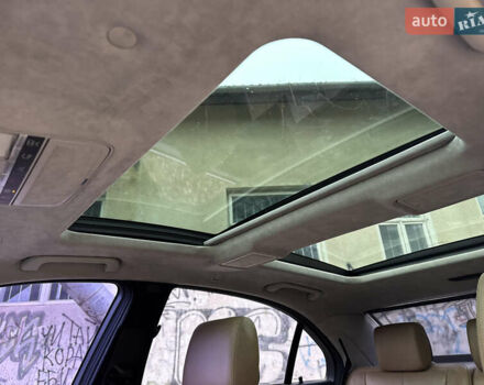 Черный Мерседес С Класс, объемом двигателя 5.5 л и пробегом 288 тыс. км за 10999 $, фото 37 на Automoto.ua