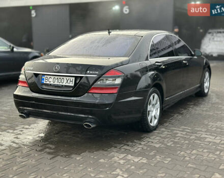 Черный Мерседес С Класс, объемом двигателя 5.46 л и пробегом 280 тыс. км за 8500 $, фото 6 на Automoto.ua