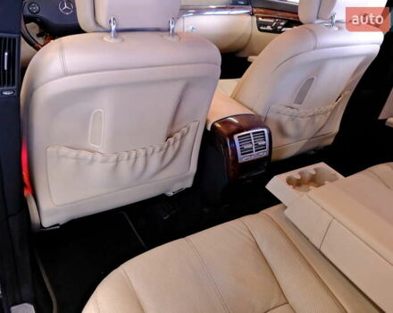 Чорний Мерседес С Клас, об'ємом двигуна 4.7 л та пробігом 218 тис. км за 8900 $, фото 45 на Automoto.ua