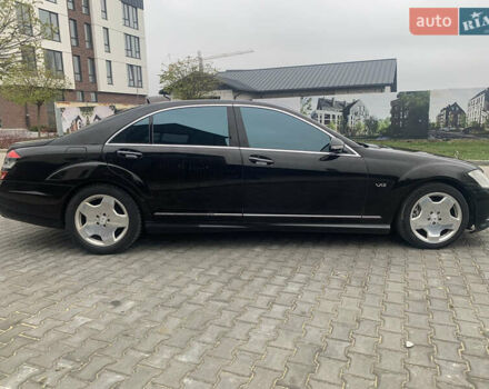 Черный Мерседес С Класс, объемом двигателя 5.51 л и пробегом 249 тыс. км за 14000 $, фото 7 на Automoto.ua