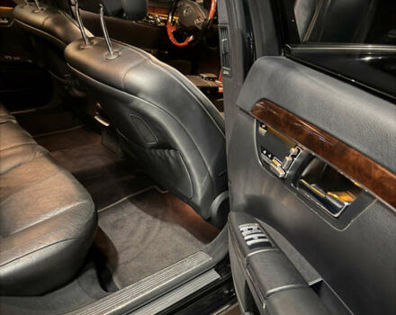 Черный Мерседес С Класс, объемом двигателя 5.5 л и пробегом 176 тыс. км за 8499 $, фото 55 на Automoto.ua