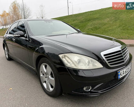 Черный Мерседес С Класс, объемом двигателя 3.5 л и пробегом 305 тыс. км за 7800 $, фото 10 на Automoto.ua