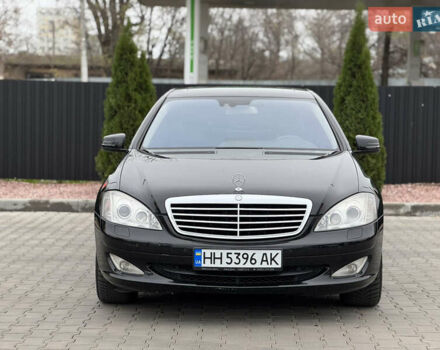 Черный Мерседес С Класс, объемом двигателя 3.5 л и пробегом 217 тыс. км за 10300 $, фото 15 на Automoto.ua