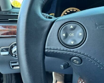 Черный Мерседес С Класс, объемом двигателя 4.7 л и пробегом 259 тыс. км за 10900 $, фото 13 на Automoto.ua