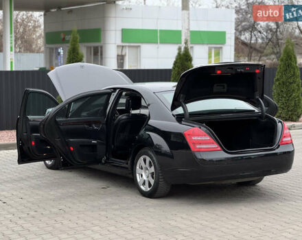 Черный Мерседес С Класс, объемом двигателя 3.5 л и пробегом 217 тыс. км за 10300 $, фото 28 на Automoto.ua