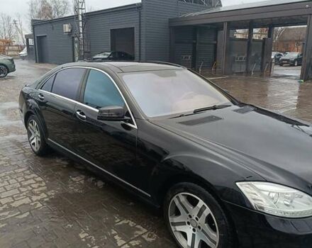 Черный Мерседес С Класс, объемом двигателя 4.7 л и пробегом 339 тыс. км за 11000 $, фото 2 на Automoto.ua