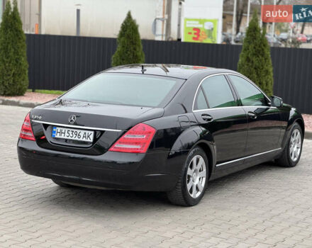 Черный Мерседес С Класс, объемом двигателя 3.5 л и пробегом 217 тыс. км за 10300 $, фото 22 на Automoto.ua