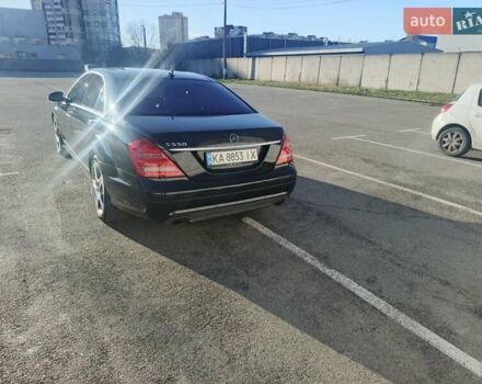 Черный Мерседес С Класс, объемом двигателя 5.46 л и пробегом 222 тыс. км за 10000 $, фото 3 на Automoto.ua