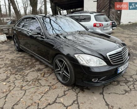 Чорний Мерседес С Клас, об'ємом двигуна 5.46 л та пробігом 560 тис. км за 7650 $, фото 7 на Automoto.ua