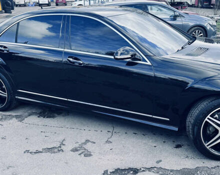 Чорний Мерседес С Клас, об'ємом двигуна 3.5 л та пробігом 190 тис. км за 10500 $, фото 2 на Automoto.ua