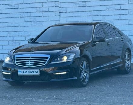 Черный Мерседес С Класс, объемом двигателя 4.7 л и пробегом 259 тыс. км за 10900 $, фото 2 на Automoto.ua