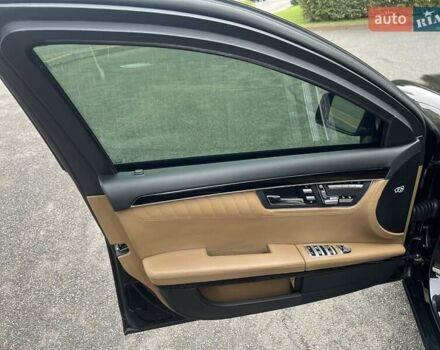 Чорний Мерседес С Клас, об'ємом двигуна 5.5 л та пробігом 125 тис. км за 35500 $, фото 13 на Automoto.ua