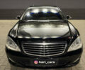 Черный Мерседес С Класс, объемом двигателя 5.5 л и пробегом 176 тыс. км за 8499 $, фото 2 на Automoto.ua
