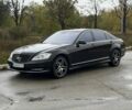 Чорний Мерседес С Клас, об'ємом двигуна 5.5 л та пробігом 204 тис. км за 9999 $, фото 1 на Automoto.ua
